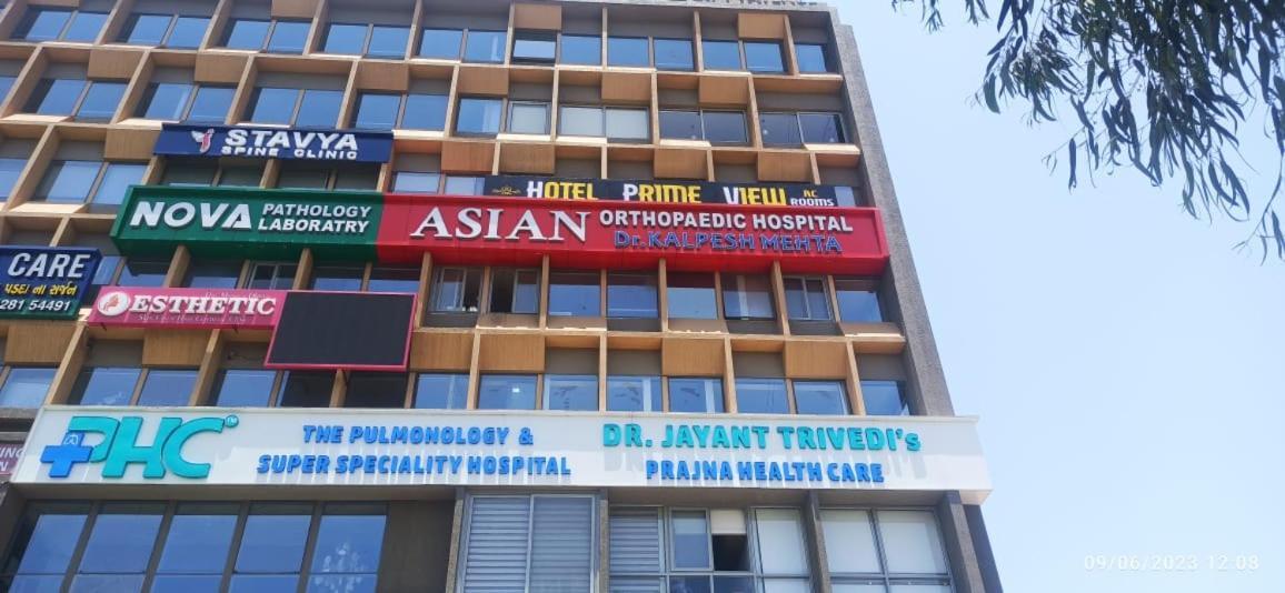 Prime View Hotel أحمد أباد المظهر الخارجي الصورة